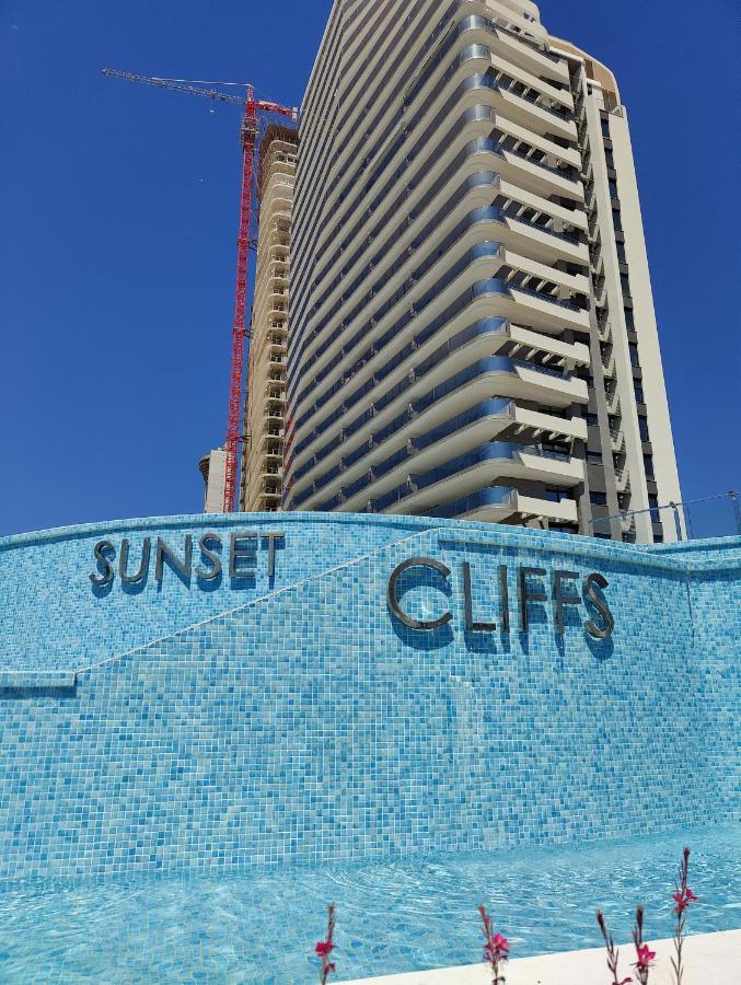 Sunset Cliffs Sea & Sky Apartments Бенидорм Экстерьер фото